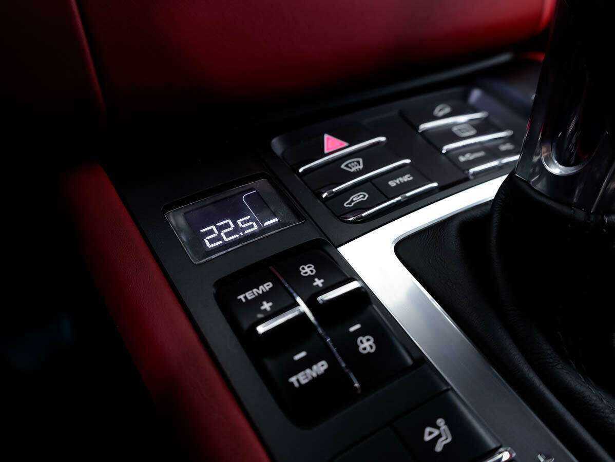 Porsche Macan с пробегом — 2014 год. Фото: #20