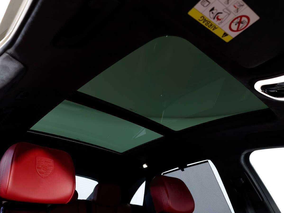 Porsche Macan с пробегом — 2014 год. Фото: #25