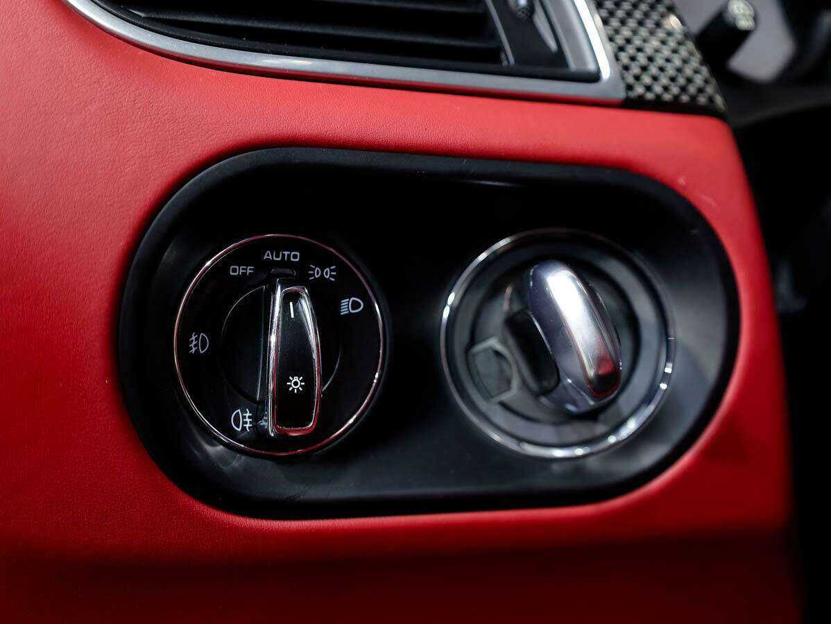 Porsche Macan с пробегом — 2014 год. Фото: #27