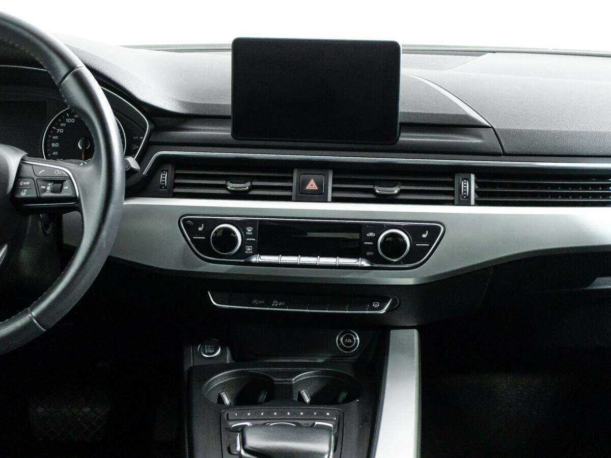 Audi A4 с пробегом — 2018 год. Фото: #13