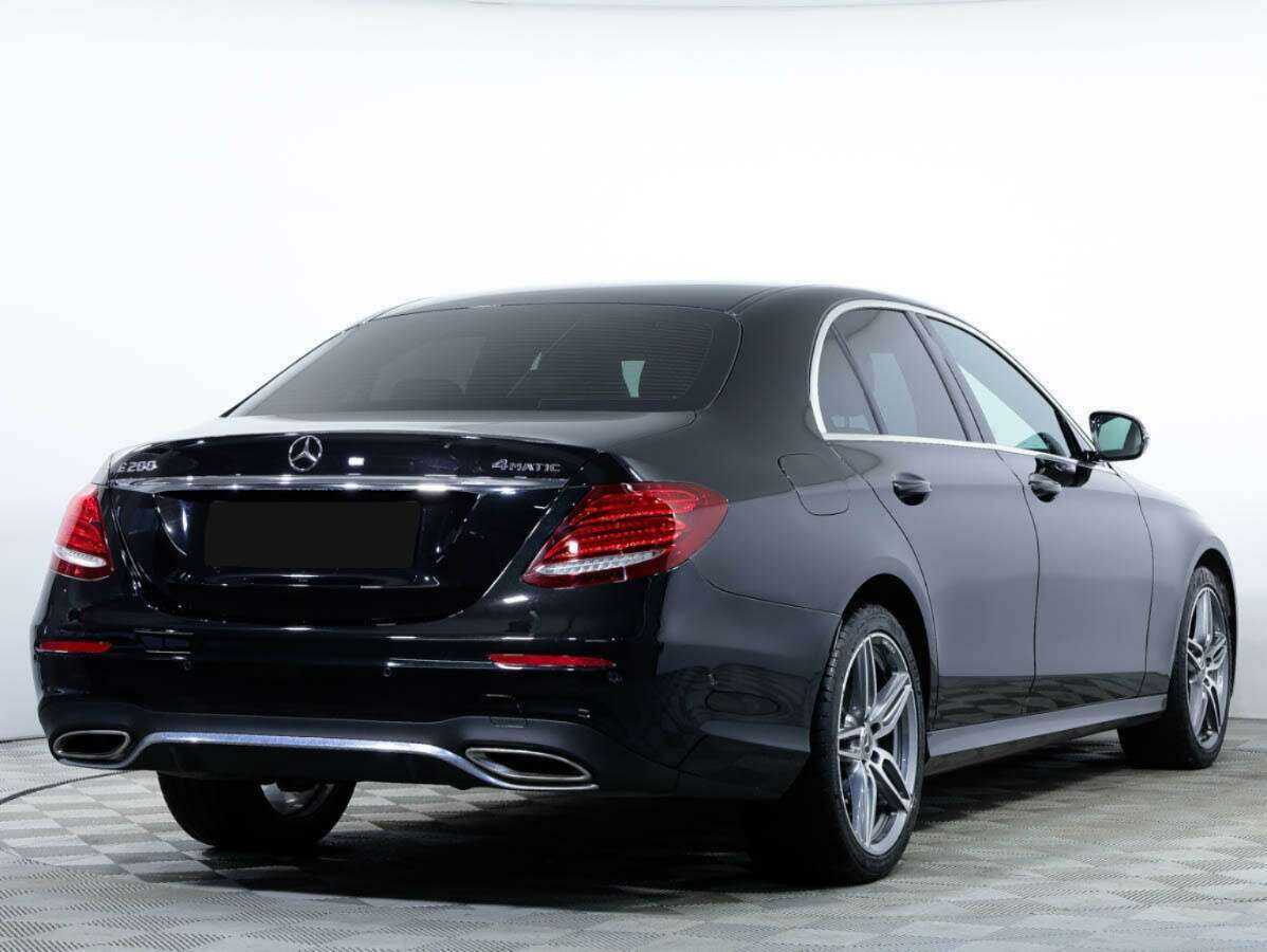 Mercedes-Benz E-Класс с пробегом — 2019 год. Фото: #3