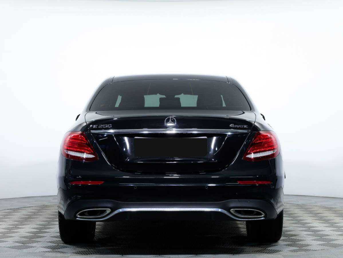 Mercedes-Benz E-Класс с пробегом — 2019 год. Фото: #4