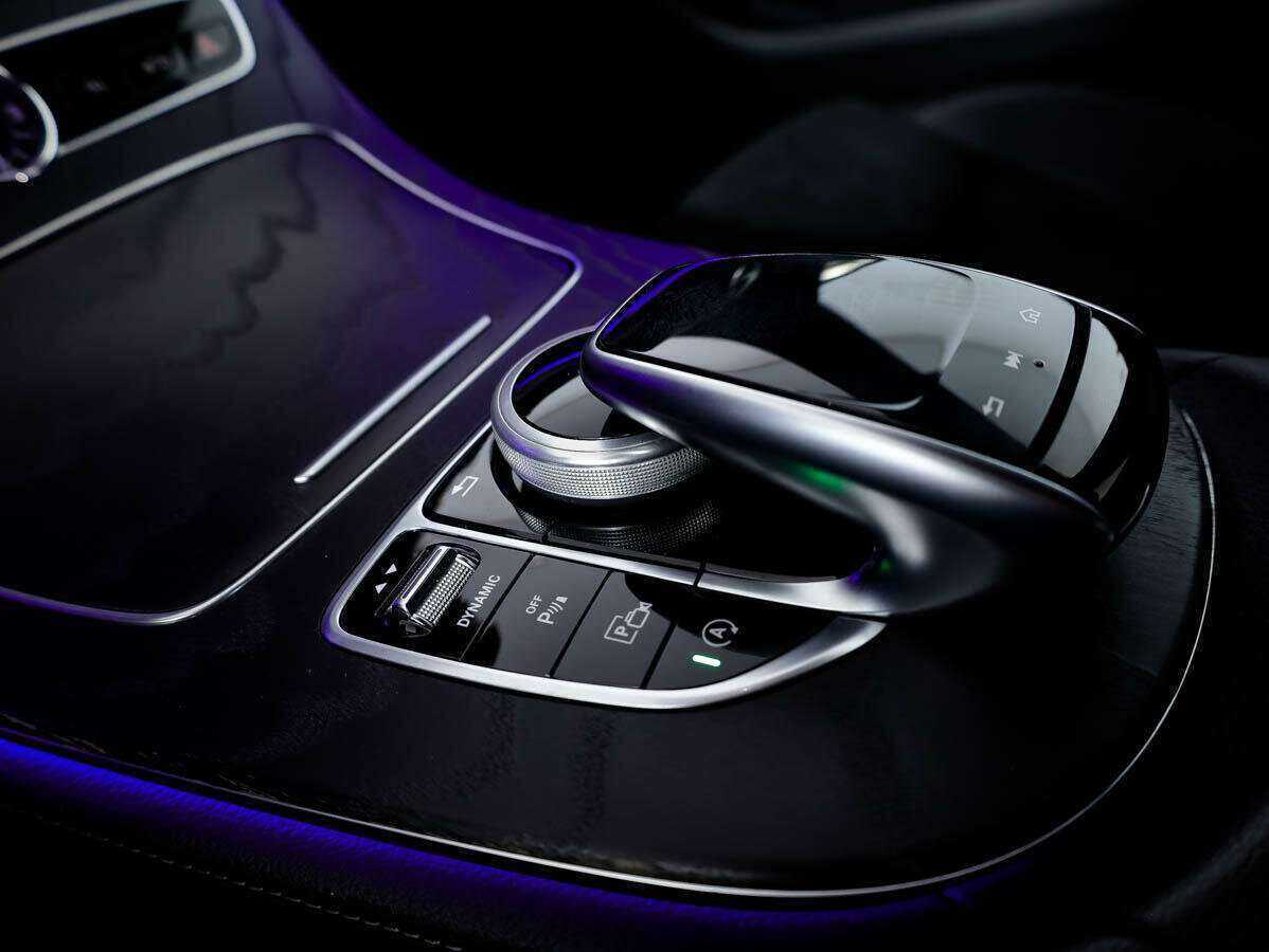 Mercedes-Benz E-Класс с пробегом — 2019 год. Фото: #15