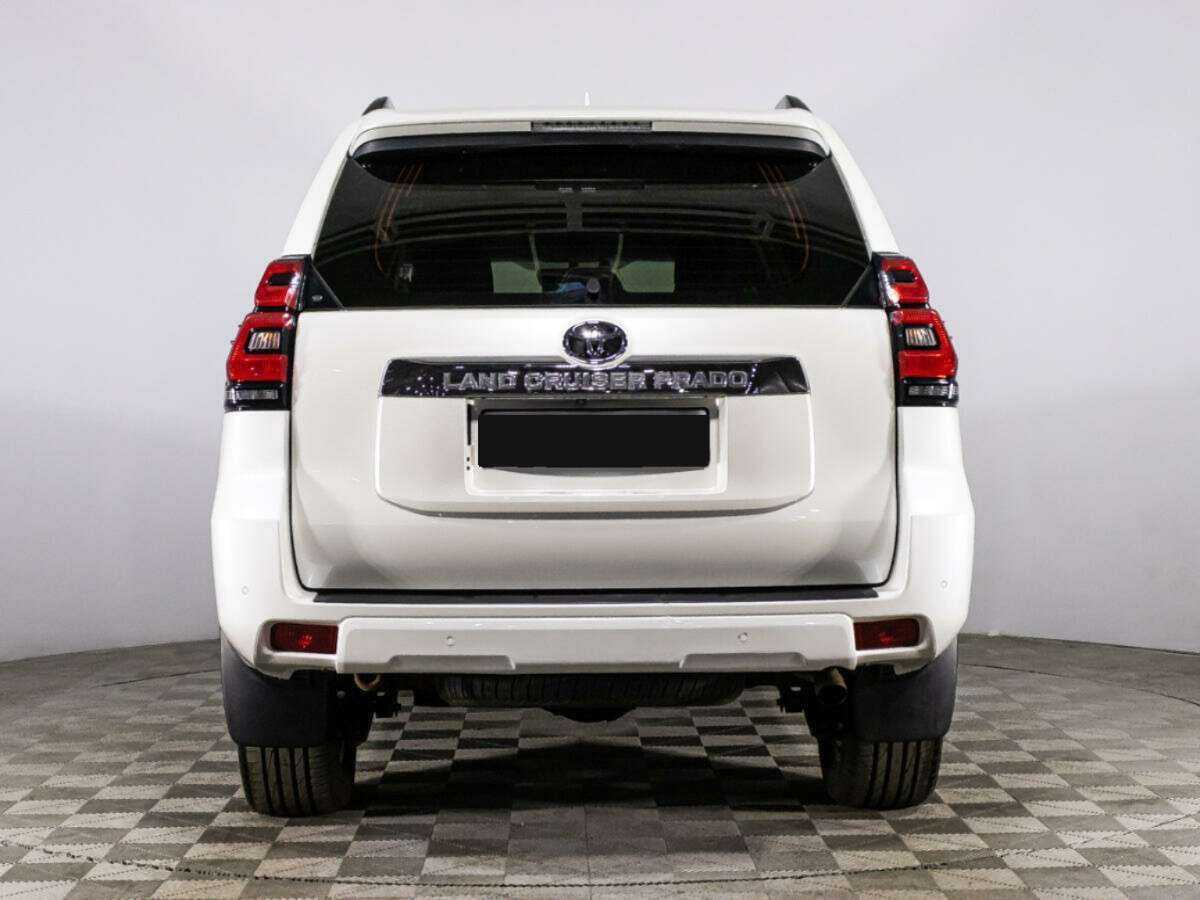 Toyota Land Cruiser Prado с пробегом — 2017 год. Фото: #5