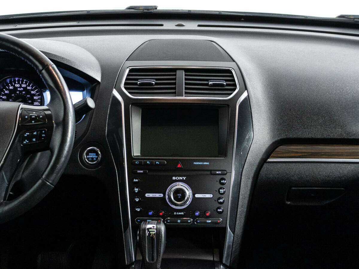 Ford Explorer с пробегом — 2019 год. Фото: #10