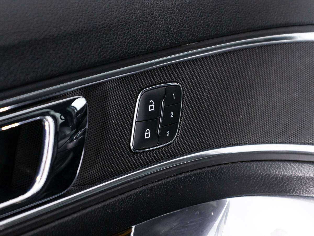 Ford Explorer с пробегом — 2019 год. Фото: #15