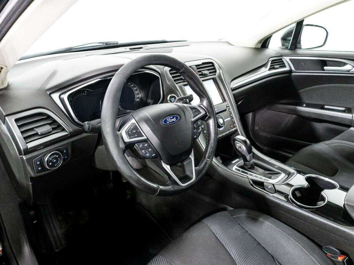 Ford Mondeo с пробегом — 2015 год. Фото: #10