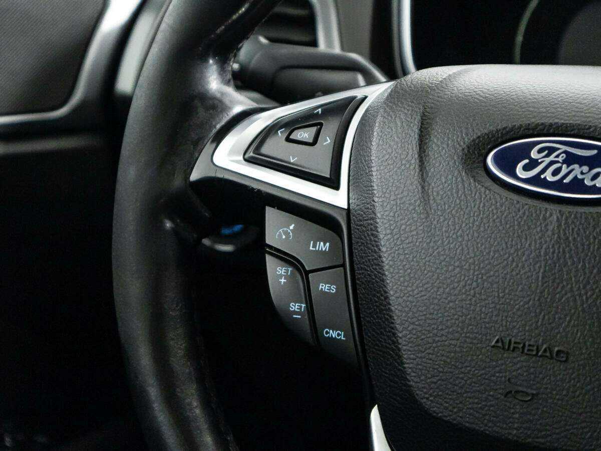 Ford Mondeo с пробегом — 2015 год. Фото: #18