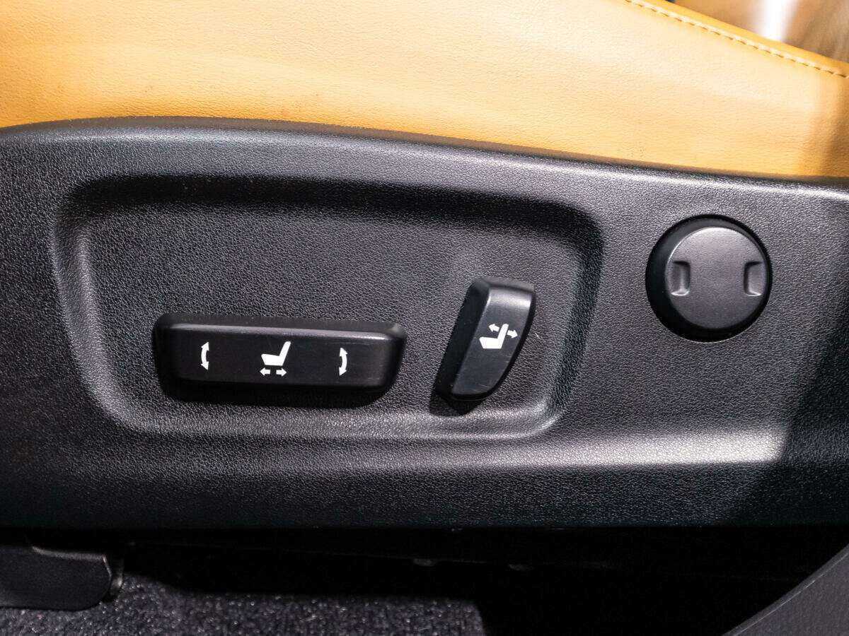 Lexus RX с пробегом — 2020 год. Фото: #15