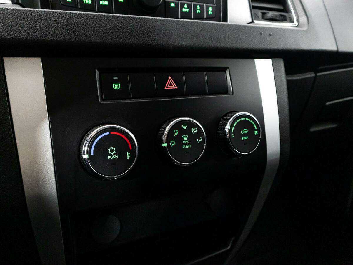 УАЗ Patriot с пробегом — 2019 год. Фото: #14