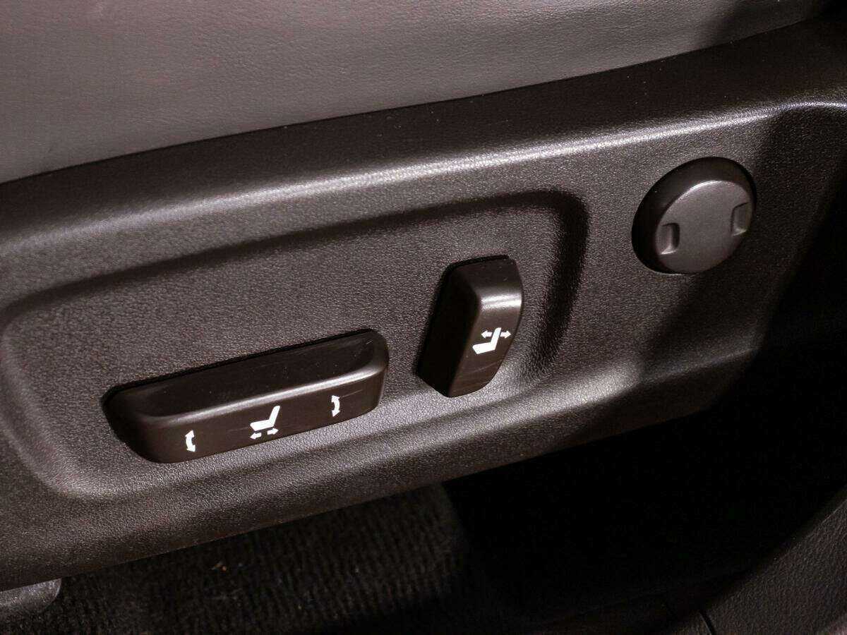 Lexus RX с пробегом — 2016 год. Фото: #14