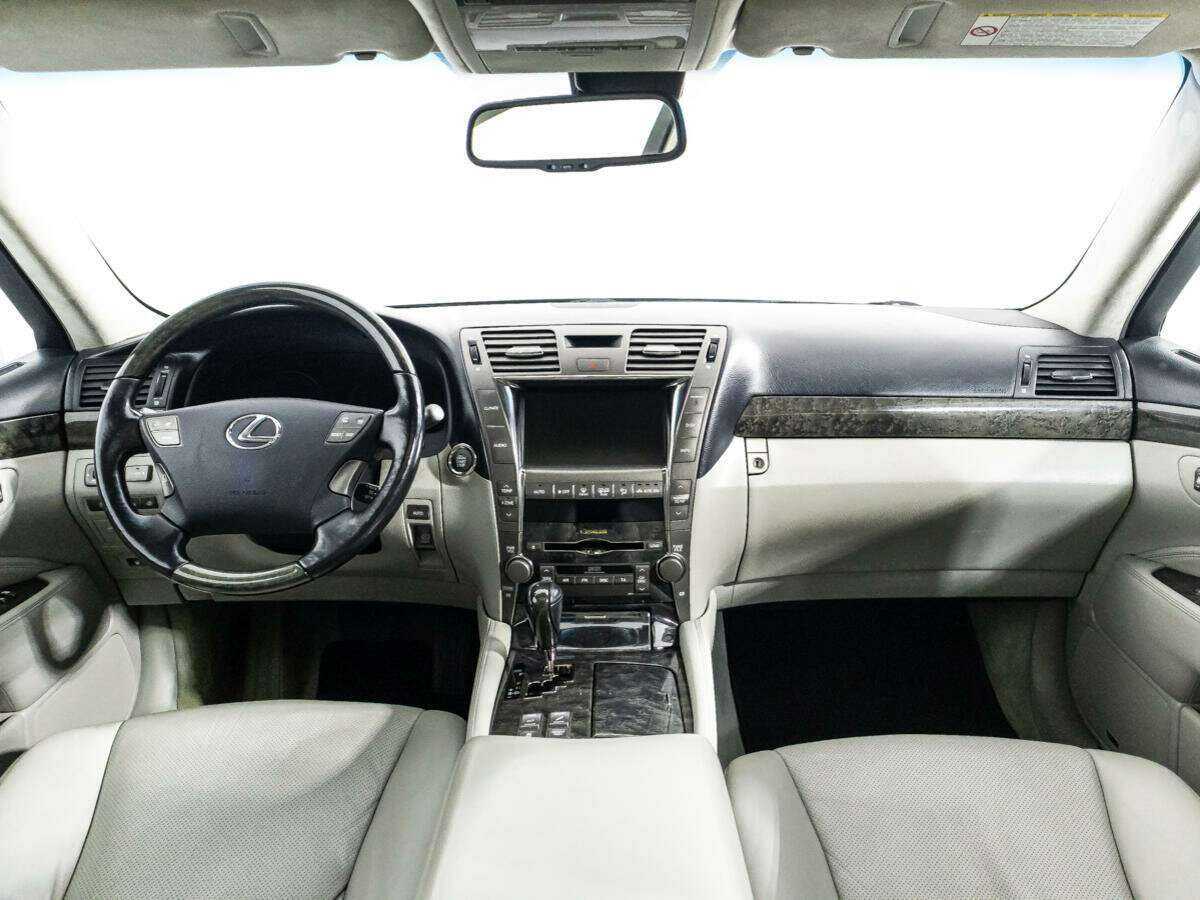 Lexus LS с пробегом — 2006 год. Фото: #12
