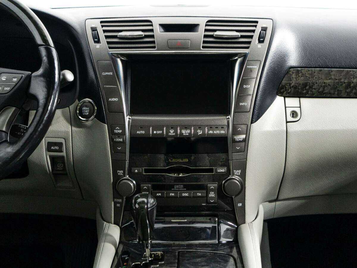 Lexus LS с пробегом — 2006 год. Фото: #13