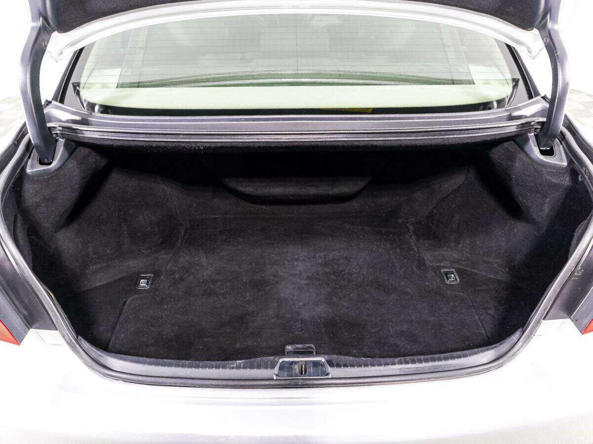 Lexus LS с пробегом — 2006 год. Фото: #14