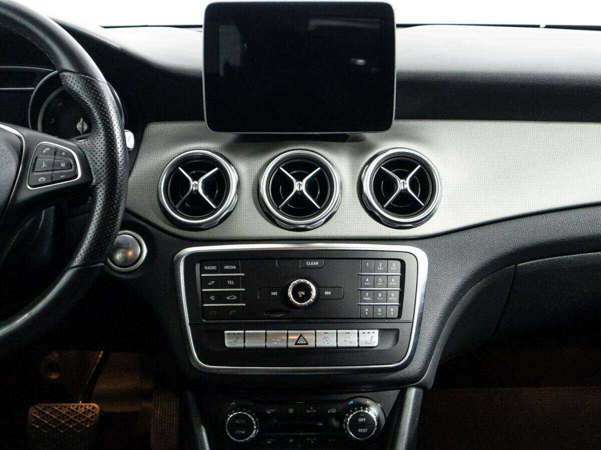 Mercedes-Benz GLA с пробегом — 2019 год. Фото: #13