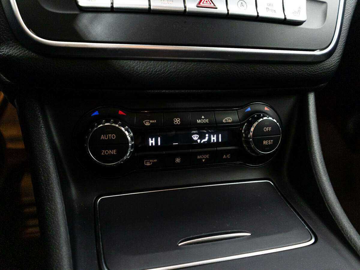 Mercedes-Benz GLA с пробегом — 2019 год. Фото: #17