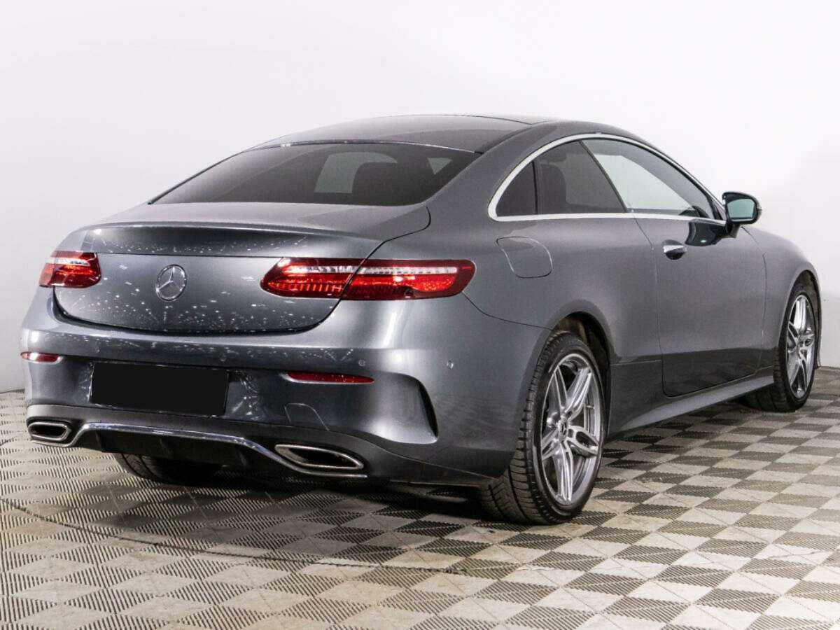 Mercedes-Benz E-Класс с пробегом — 2017 год. Фото: #4