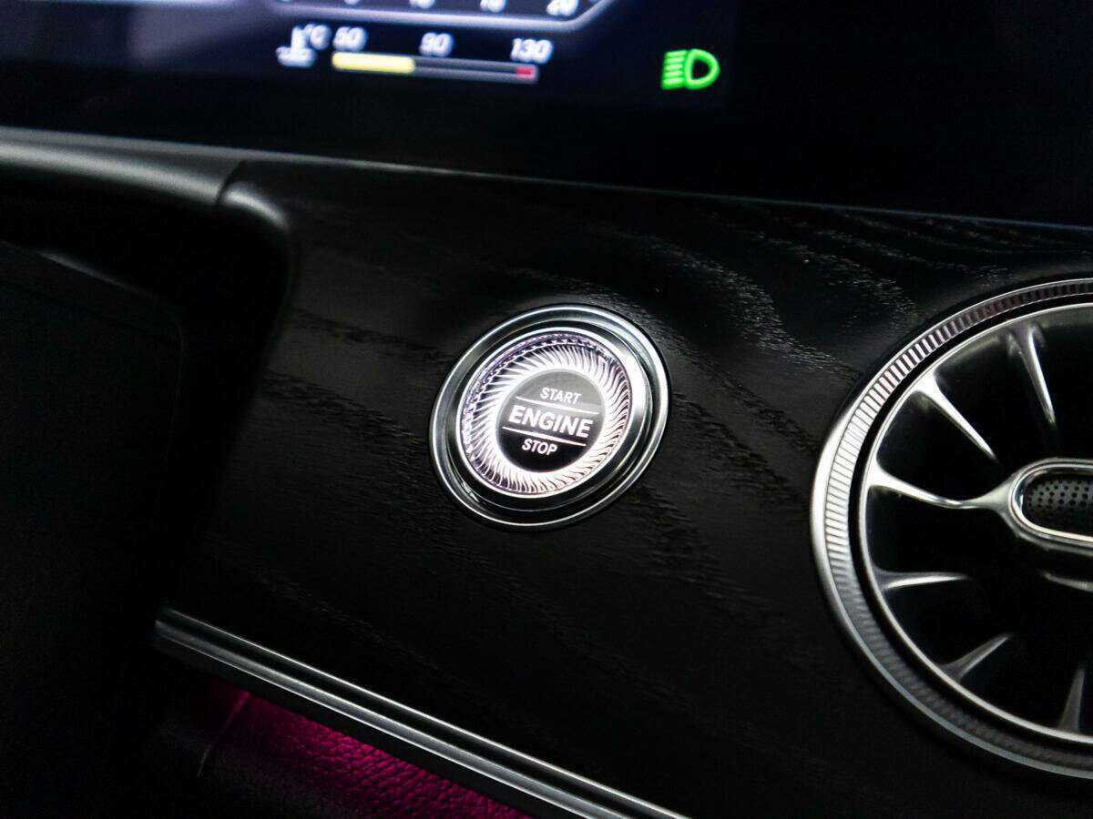 Mercedes-Benz E-Класс с пробегом — 2017 год. Фото: #21