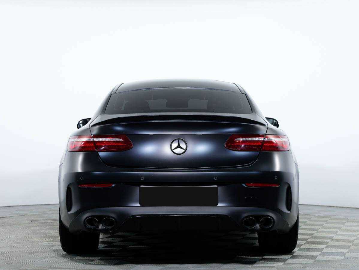 Mercedes-Benz E-Класс с пробегом — 2019 год. Фото: #4
