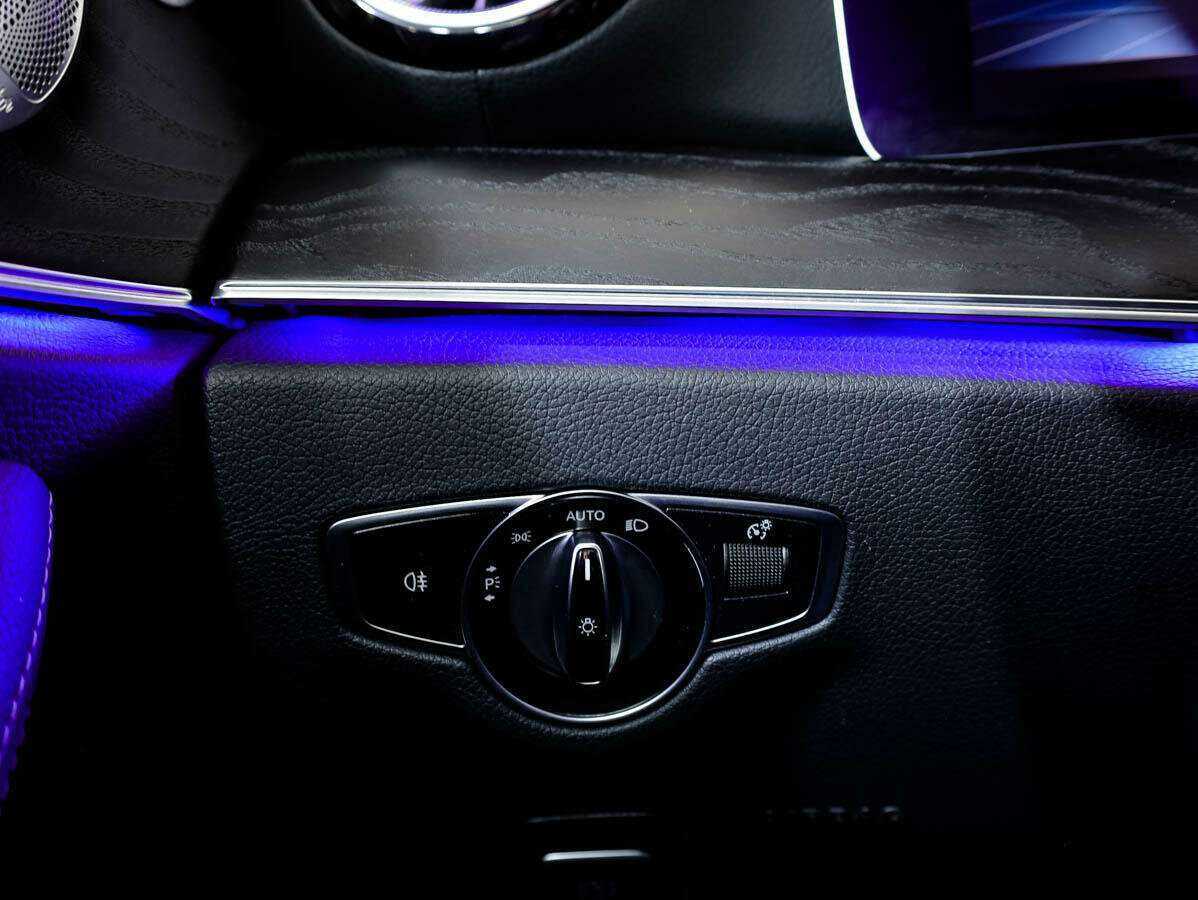 Mercedes-Benz E-Класс с пробегом — 2019 год. Фото: #18