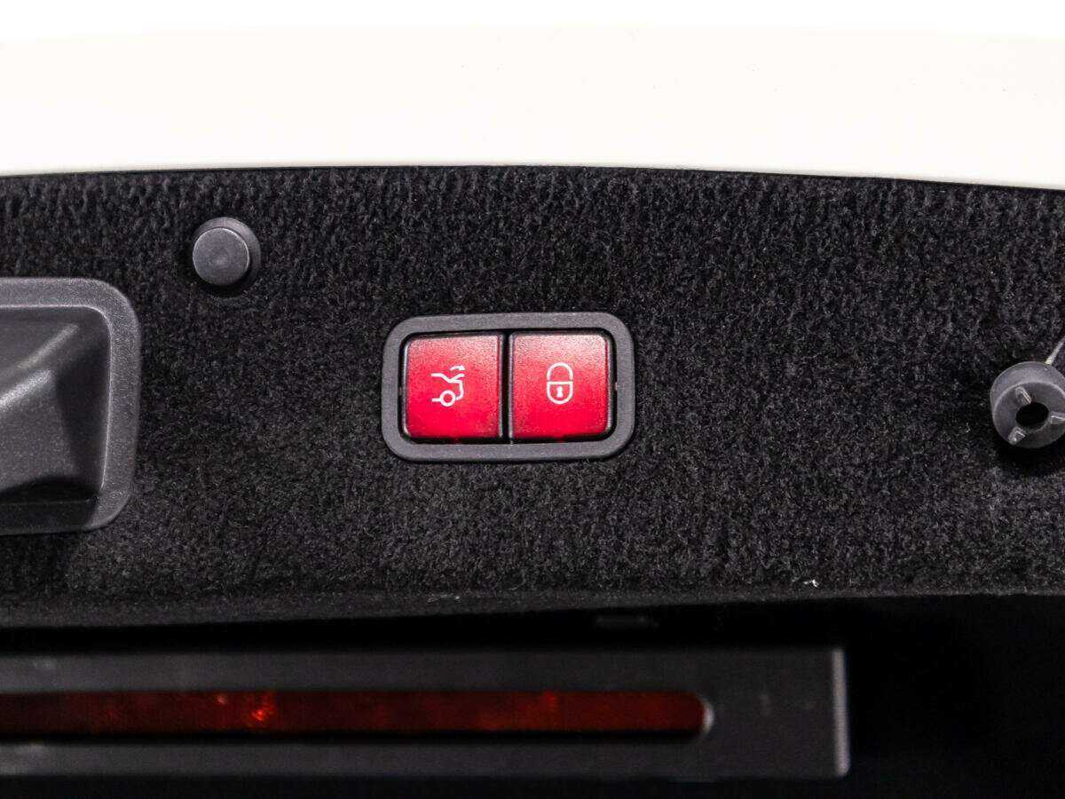 Mercedes-Benz S-Класс с пробегом — 2015 год. Фото: #14