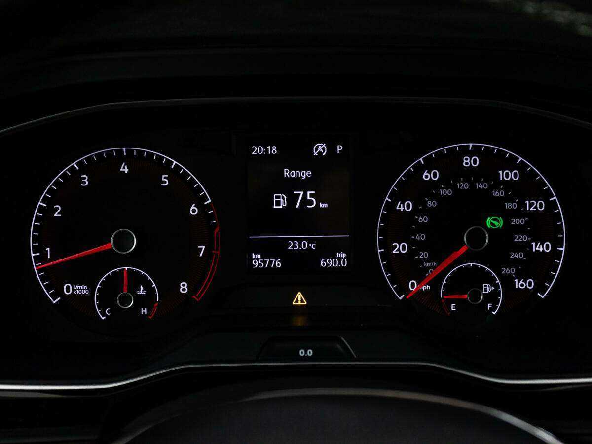 Volkswagen Jetta с пробегом — 2018 год. Фото: #11