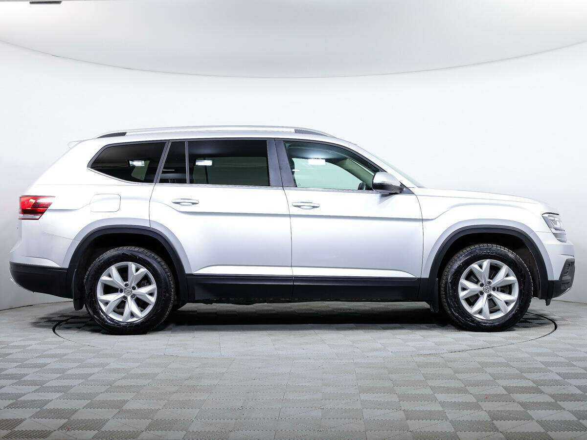 Volkswagen Teramont с пробегом — 2018 год. Фото: #3