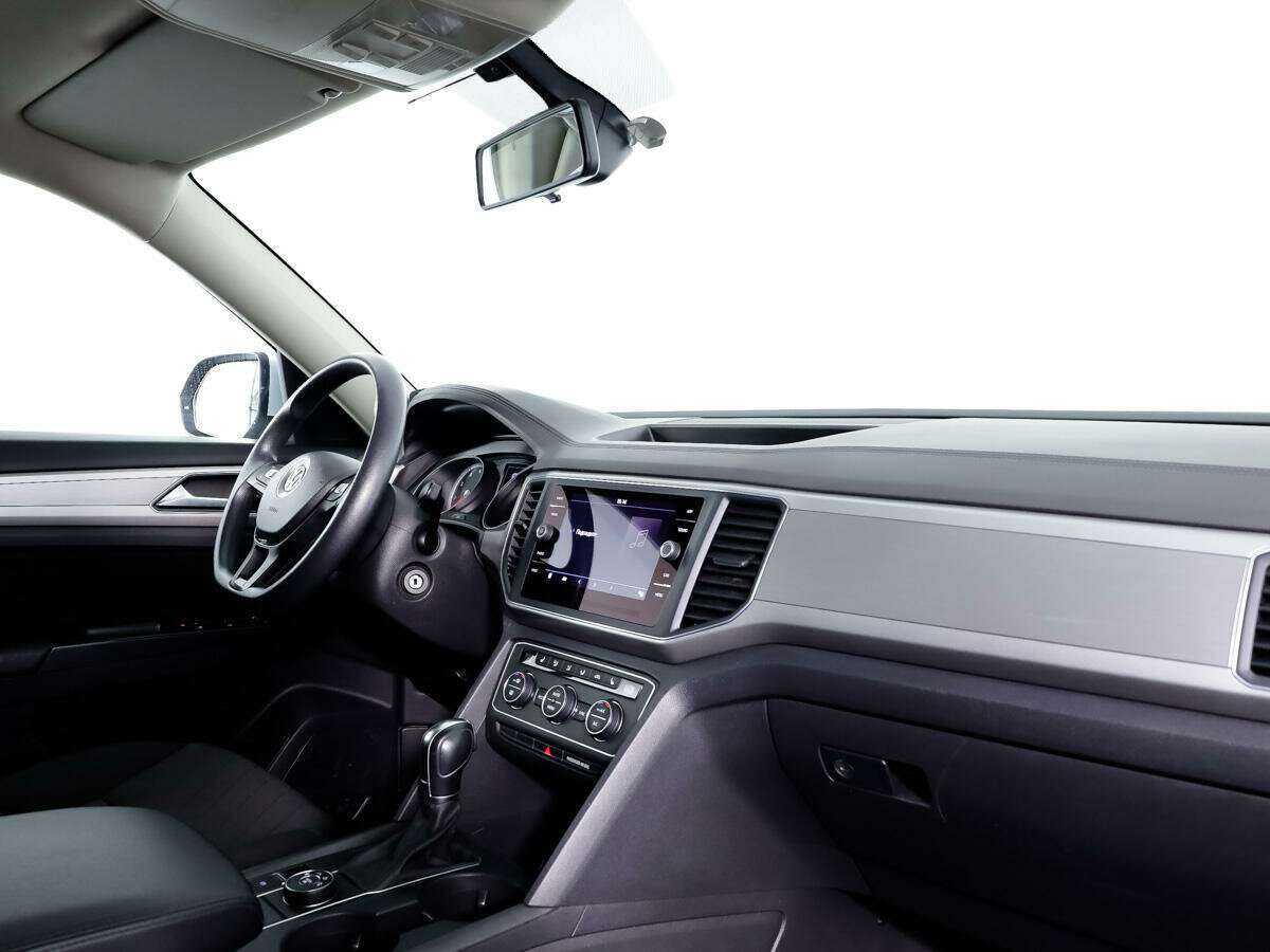 Volkswagen Teramont с пробегом — 2018 год. Фото: #8