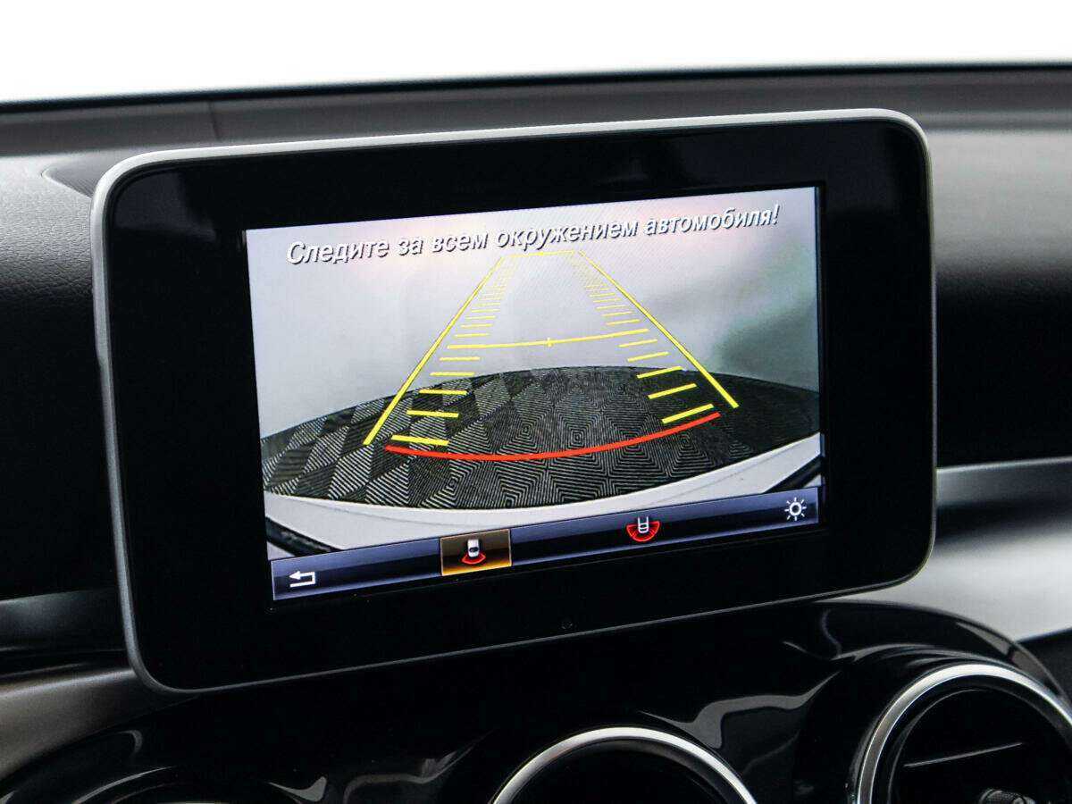 Mercedes-Benz GLC с пробегом — 2016 год. Фото: #16