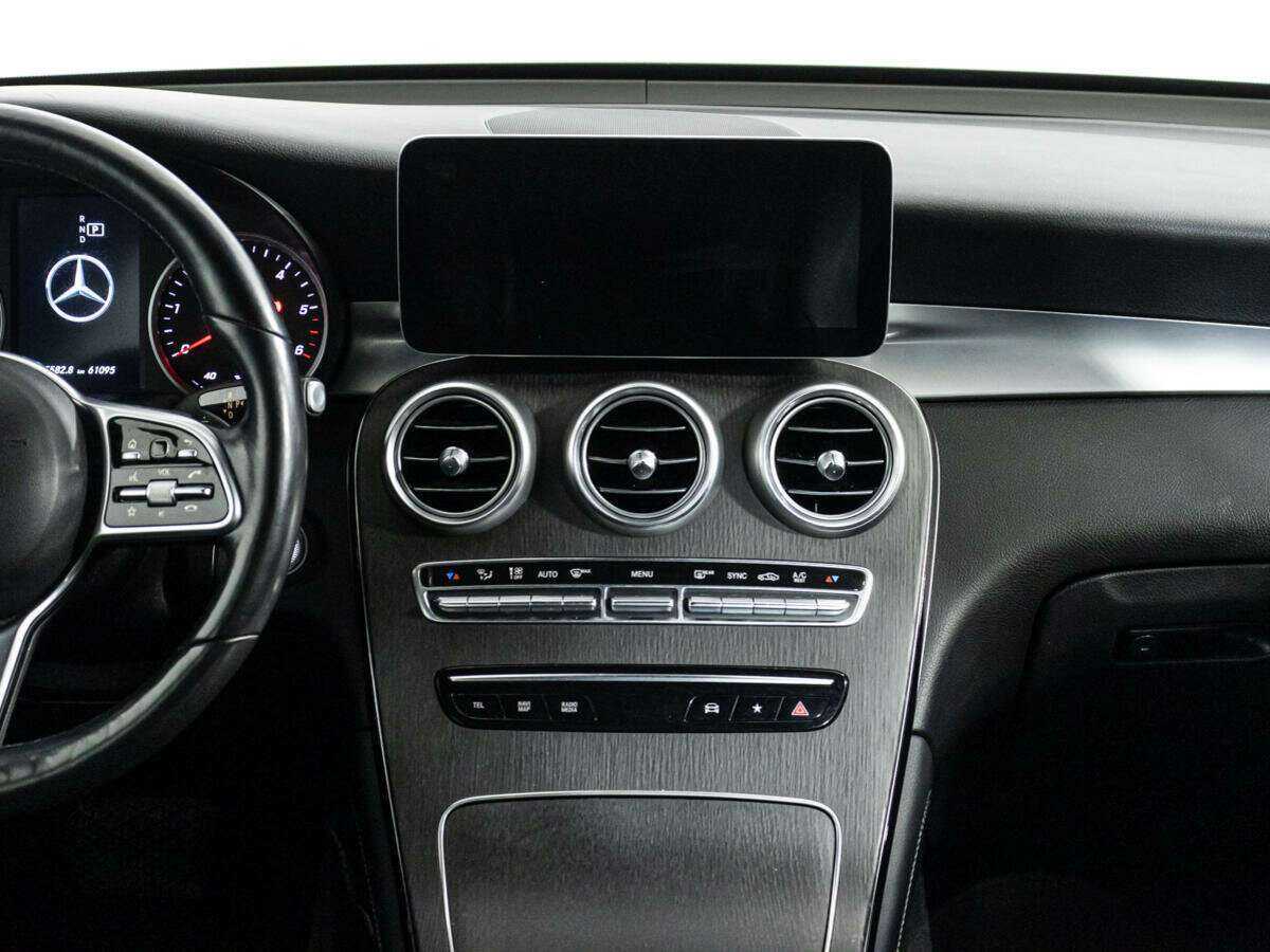 Mercedes-Benz GLC с пробегом — 2021 год. Фото: #13