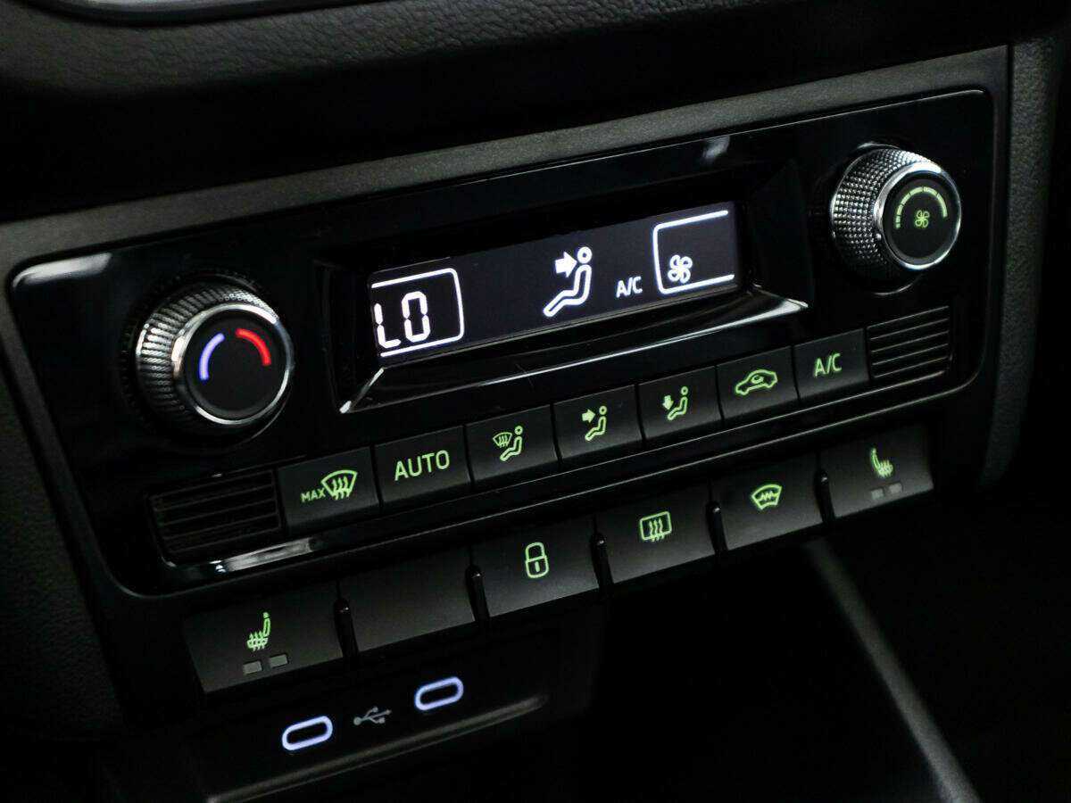 Skoda Rapid с пробегом — 2020 год. Фото: #14