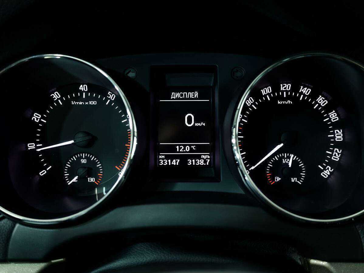 Skoda Yeti с пробегом — 2015 год. Фото: #16