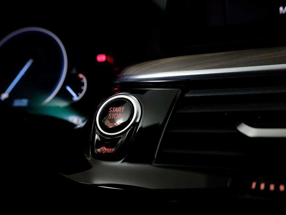 BMW 5 серии с пробегом — 2018 год. Фото: #10