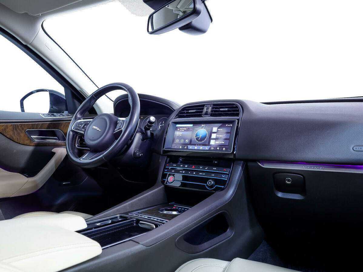 Jaguar F-Pace с пробегом — 2018 год. Фото: #7