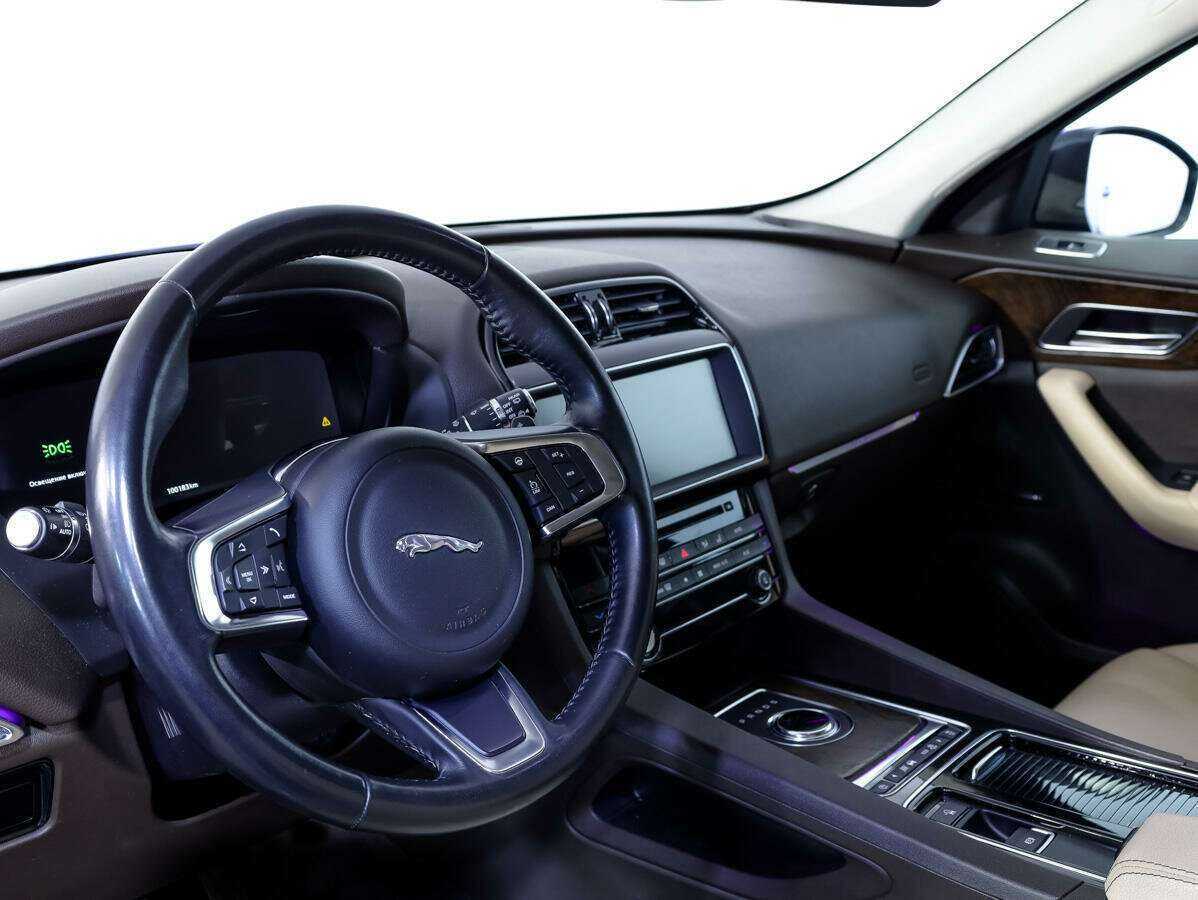 Jaguar F-Pace с пробегом — 2018 год. Фото: #9