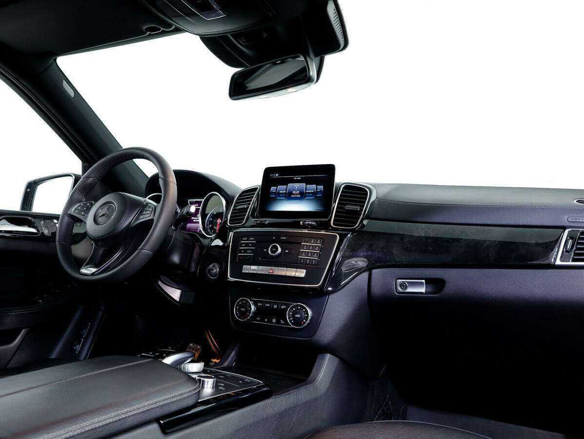 Mercedes-Benz GLS с пробегом — 2016 год. Фото: #8