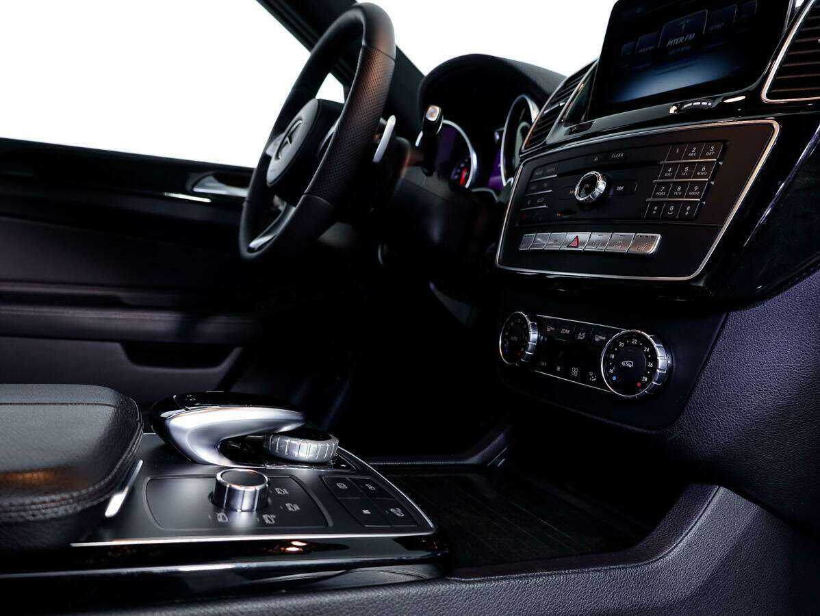 Mercedes-Benz GLS с пробегом — 2016 год. Фото: #10