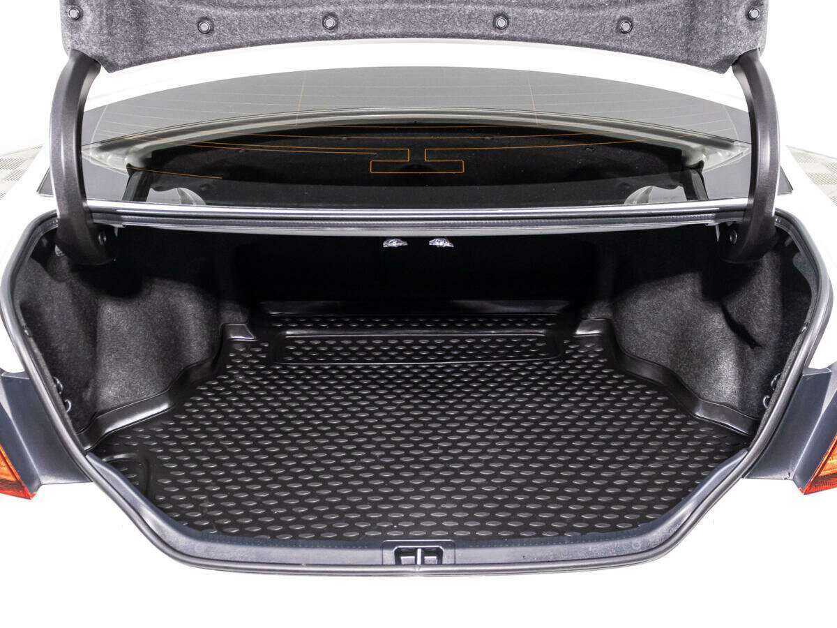 Toyota Camry с пробегом — 2017 год. Фото: #14