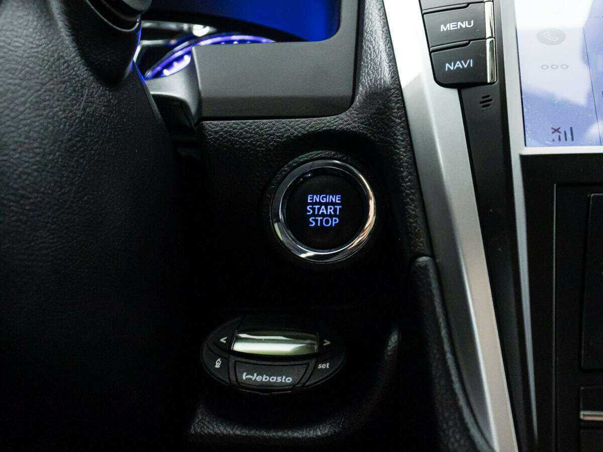 Toyota Camry с пробегом — 2017 год. Фото: #17