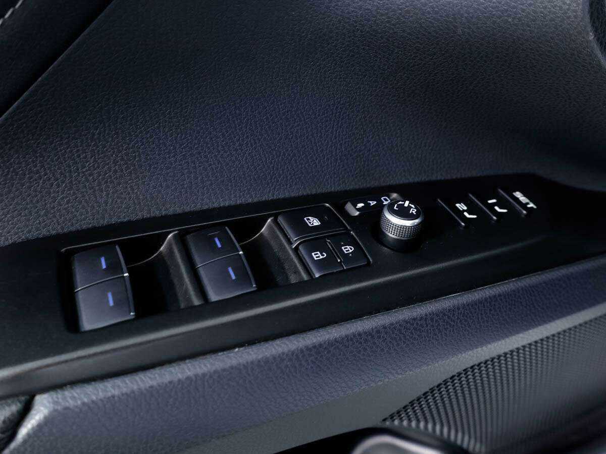 Toyota Camry с пробегом — 2021 год. Фото: #16