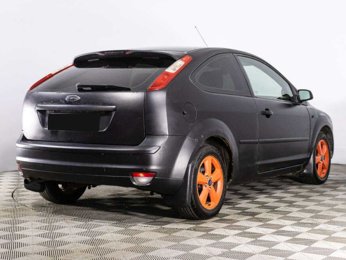 Ford Focus с пробегом — 2006 год. Фото: #4