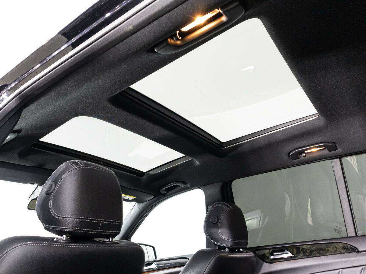 Mercedes-Benz GL-Класс с пробегом — 2015 год. Фото: #15