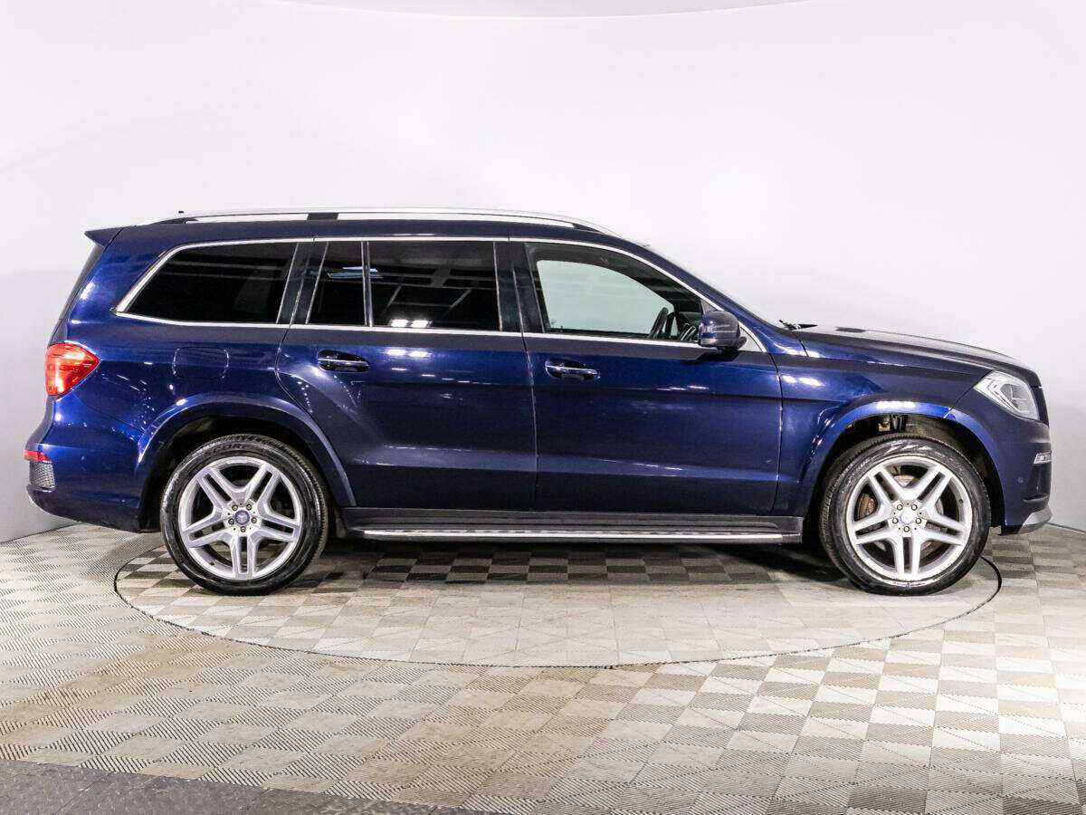 Mercedes-Benz GL-Класс с пробегом — 2014 год. Фото: #3