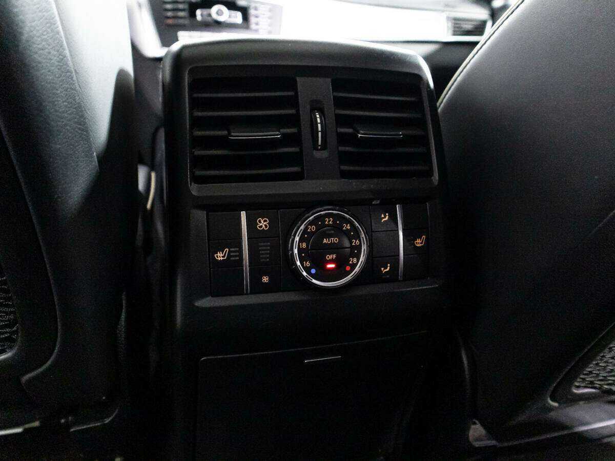 Mercedes-Benz GL-Класс с пробегом — 2014 год. Фото: #23