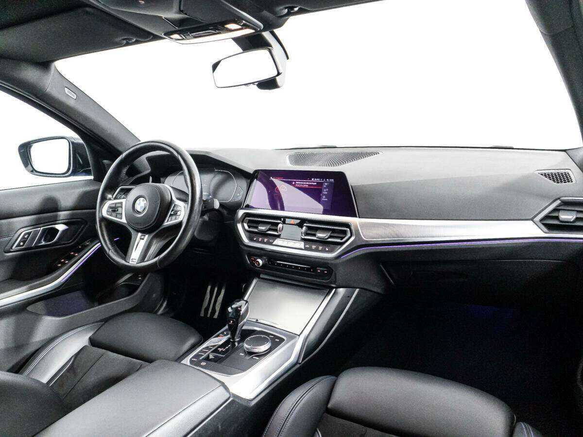BMW 3 серии с пробегом — 2020 год. Фото: #8