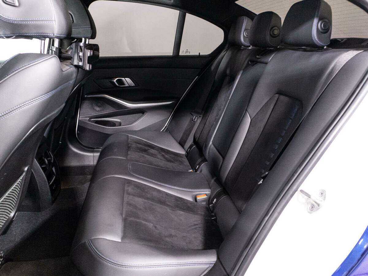 BMW 3 серии с пробегом — 2020 год. Фото: #9