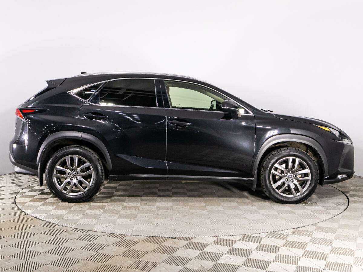 Lexus NX с пробегом — 2017 год. Фото: #3
