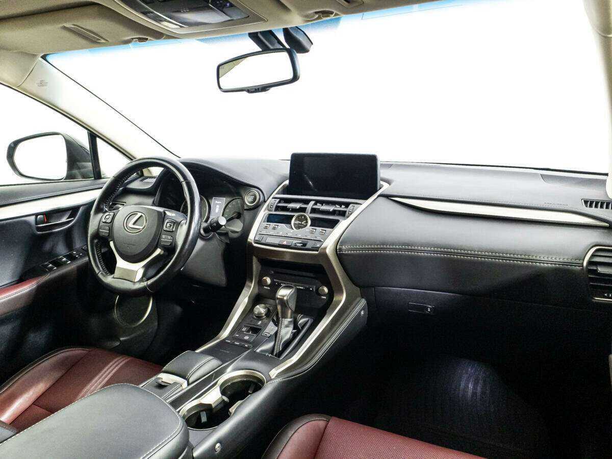 Lexus NX с пробегом — 2017 год. Фото: #8