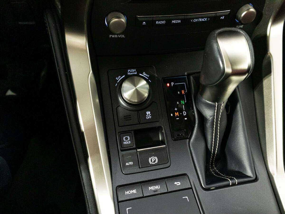 Lexus NX с пробегом — 2017 год. Фото: #19