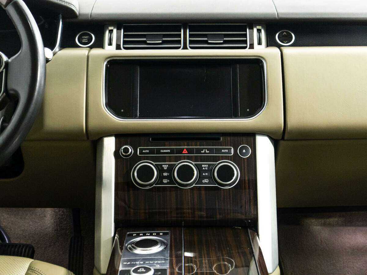 Land Rover Range Rover с пробегом — 2013 год. Фото: #13